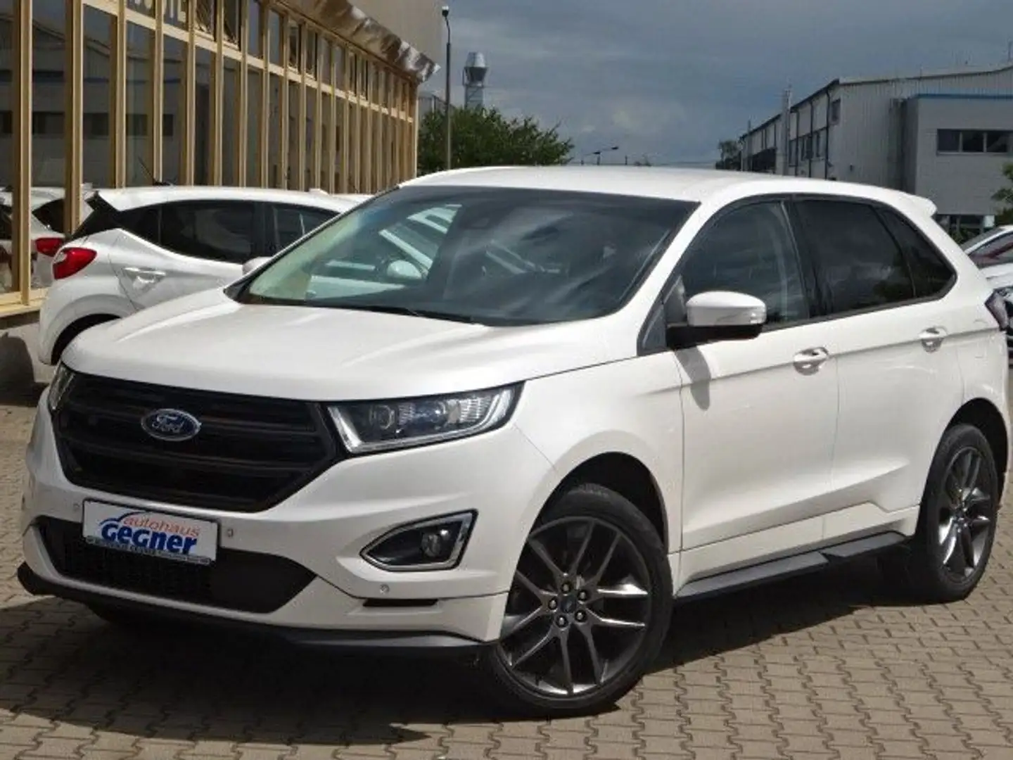 Ford Edge 210PS Bi-Turbo 4x4 ST-Line Sport LED Navi Blanc - 2