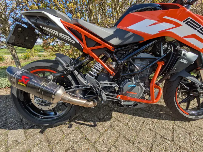 KTM 125 Duke - foto 4