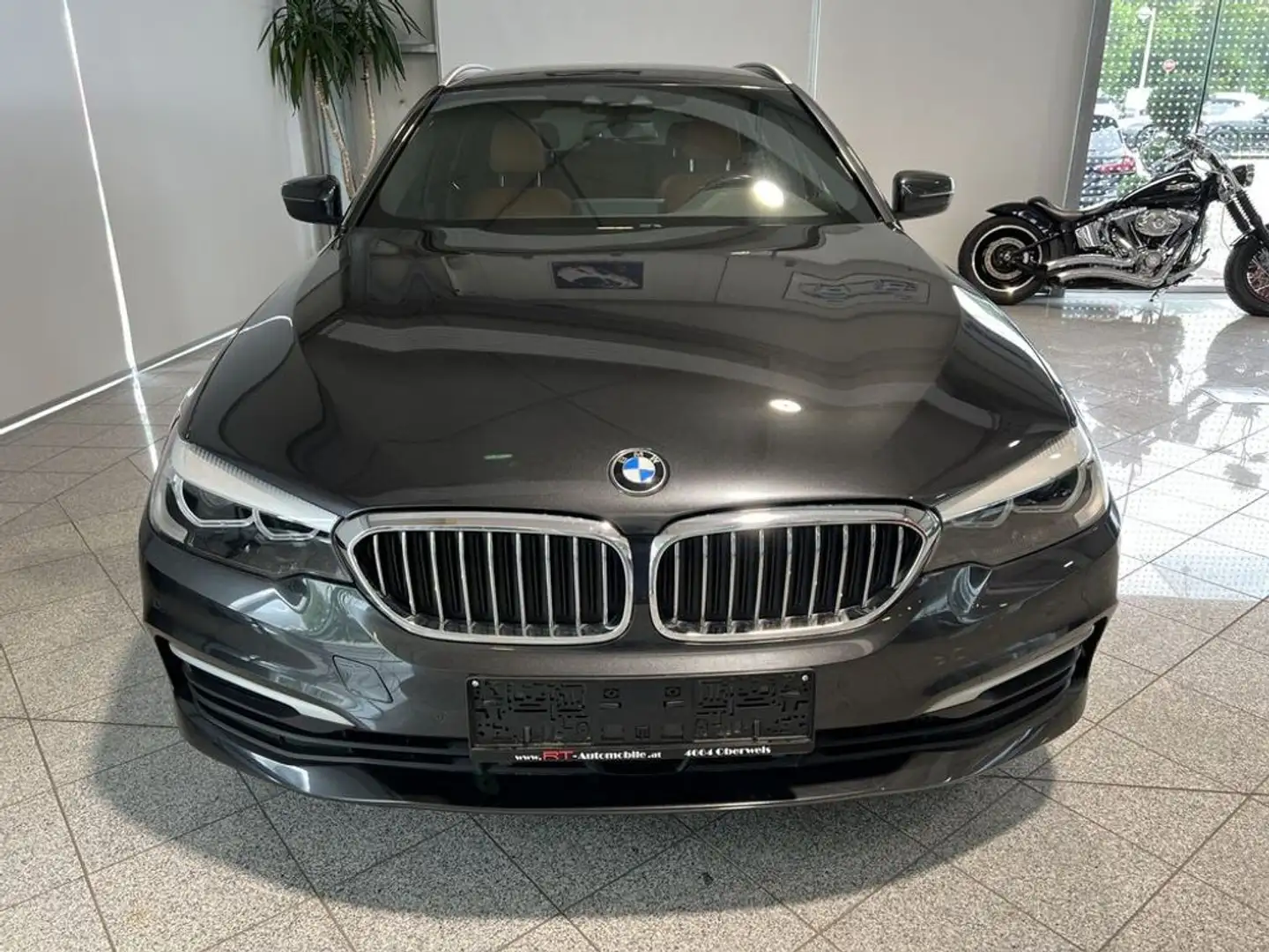 BMW 520 d ''Motorlauf unrund'' Grau - 2