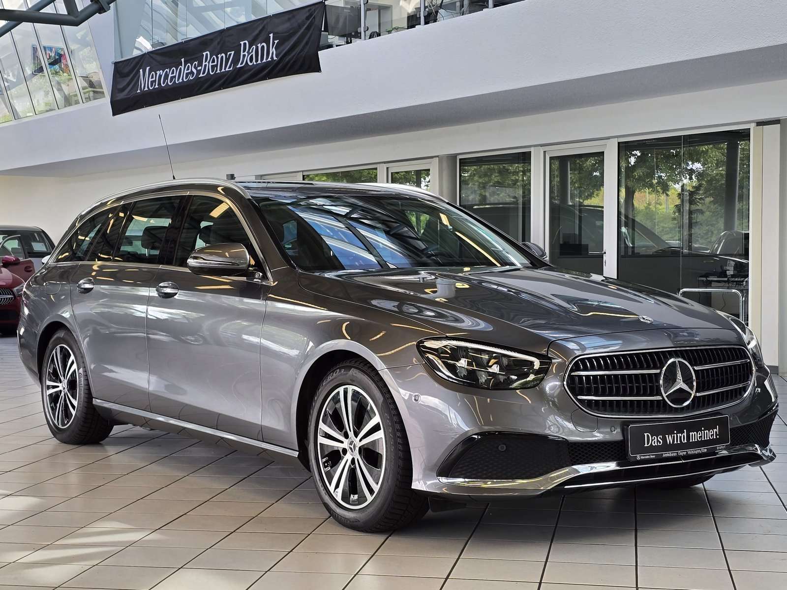 Mercedes-Benz E 220