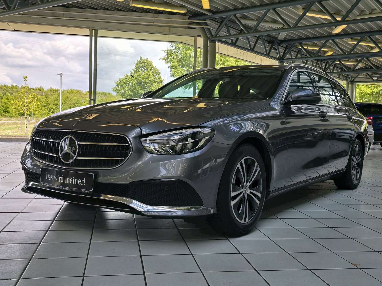 Mercedes-Benz E 220