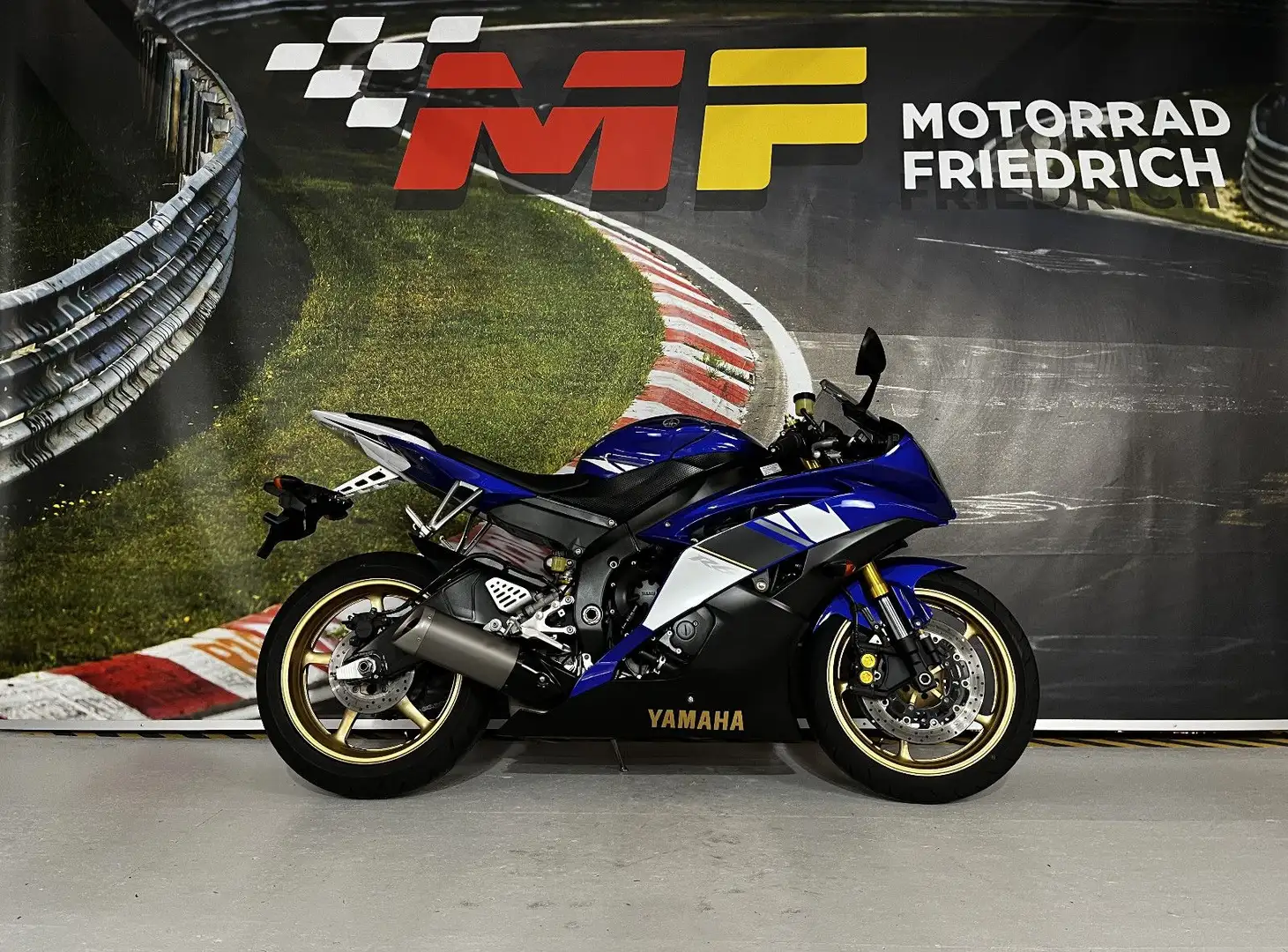 Yamaha YZF-R6 RJ15 Blau - 1