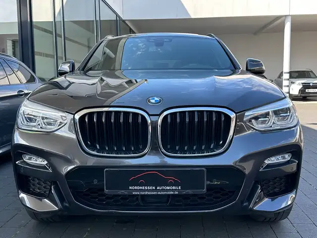 BMW X4 view 5