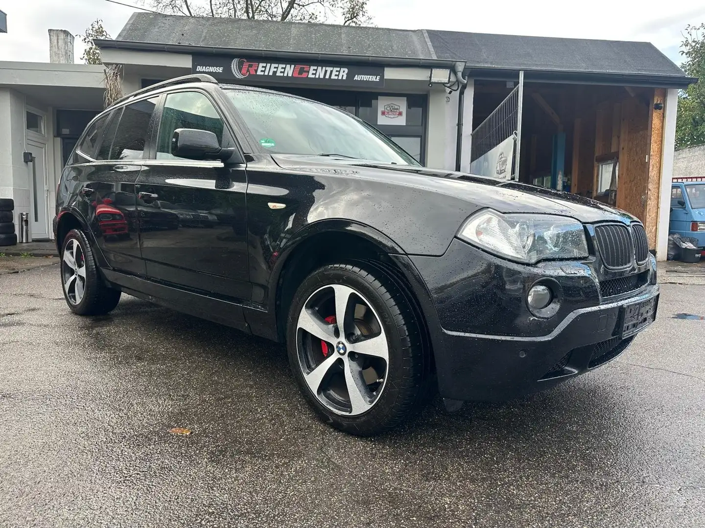 BMW X3 3.0d Schwarz - 2