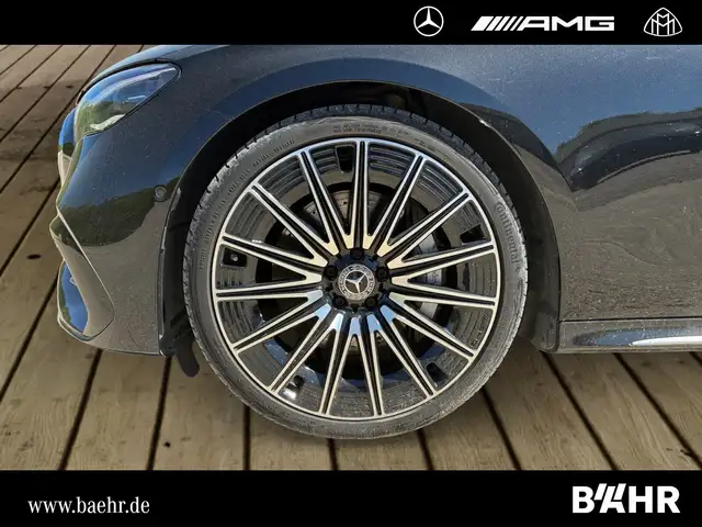 Mercedes-Benz E-Class view 6