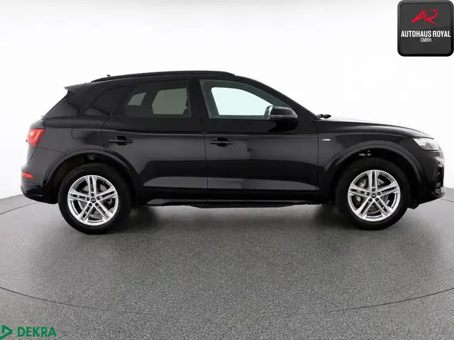 Audi Q5 view 6