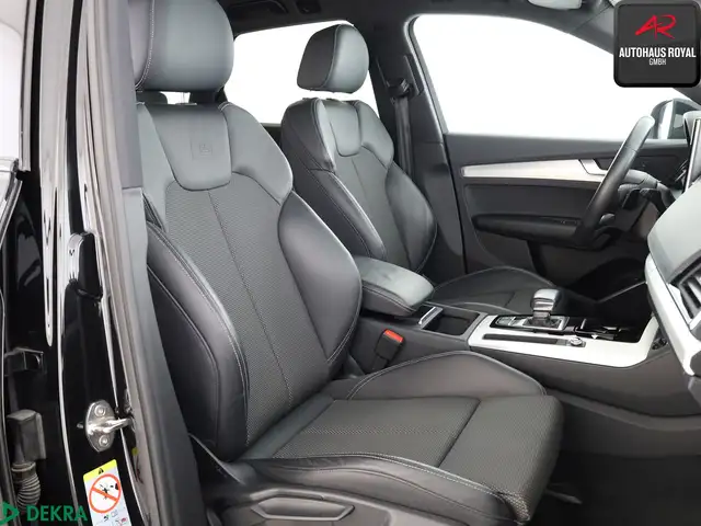 Audi Q5 view 12