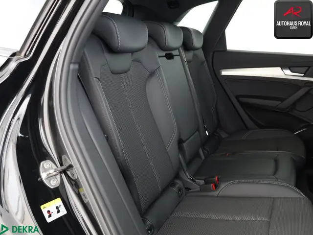 Audi Q5 view 13