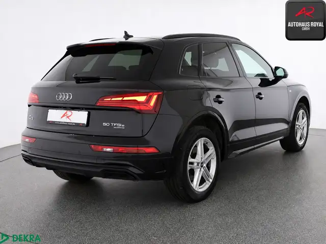 Audi Q5 view 5