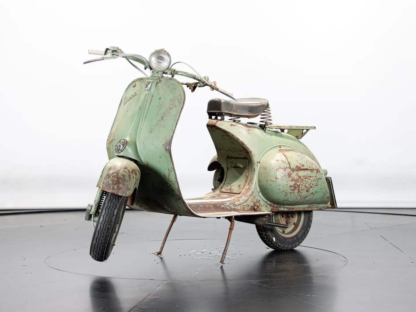 Vespa 125 U Verde - 1