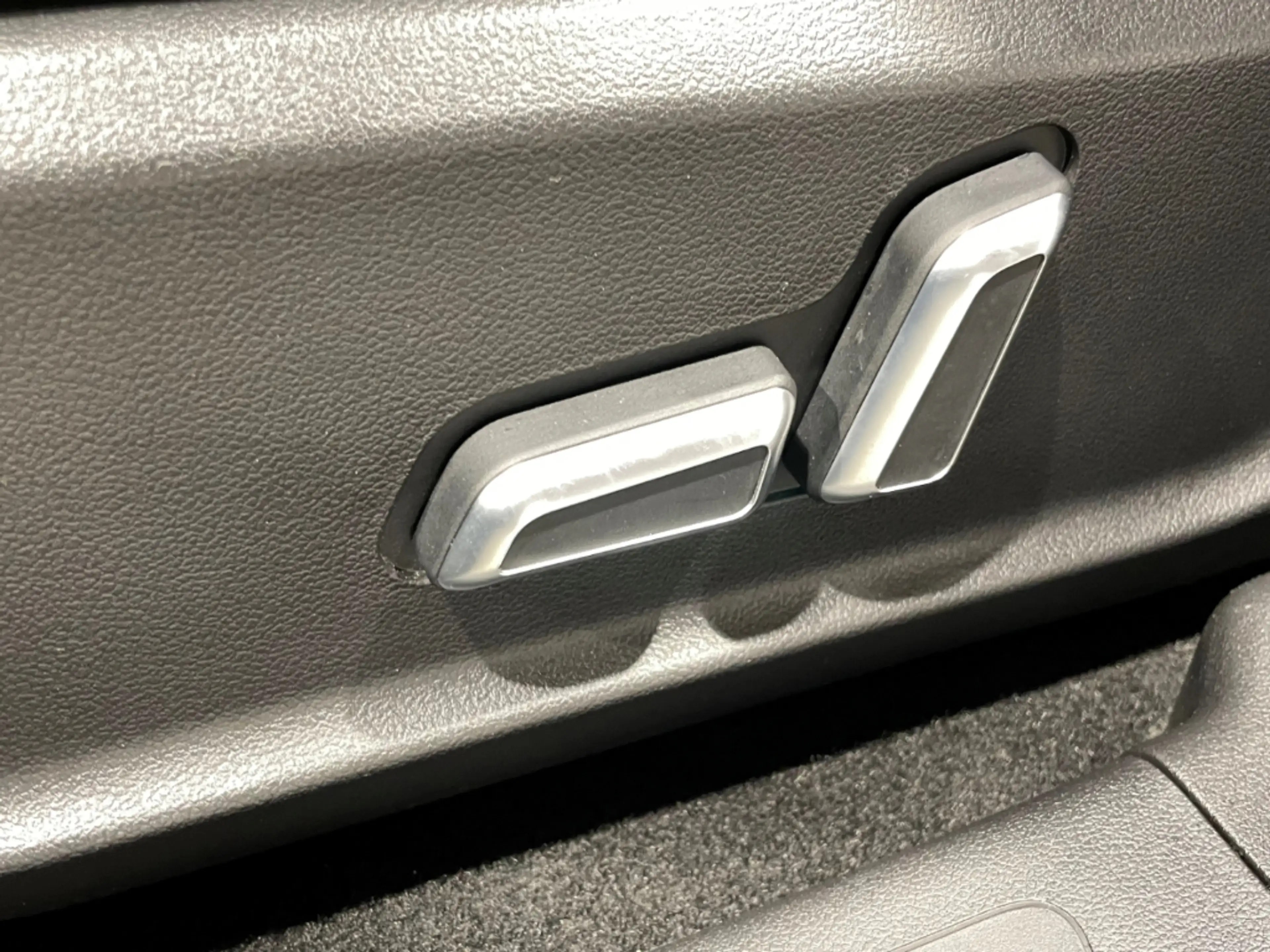 GWM ORA 03 300 Pro Leder LED ACC Klima Apple CarPlay — photo 10