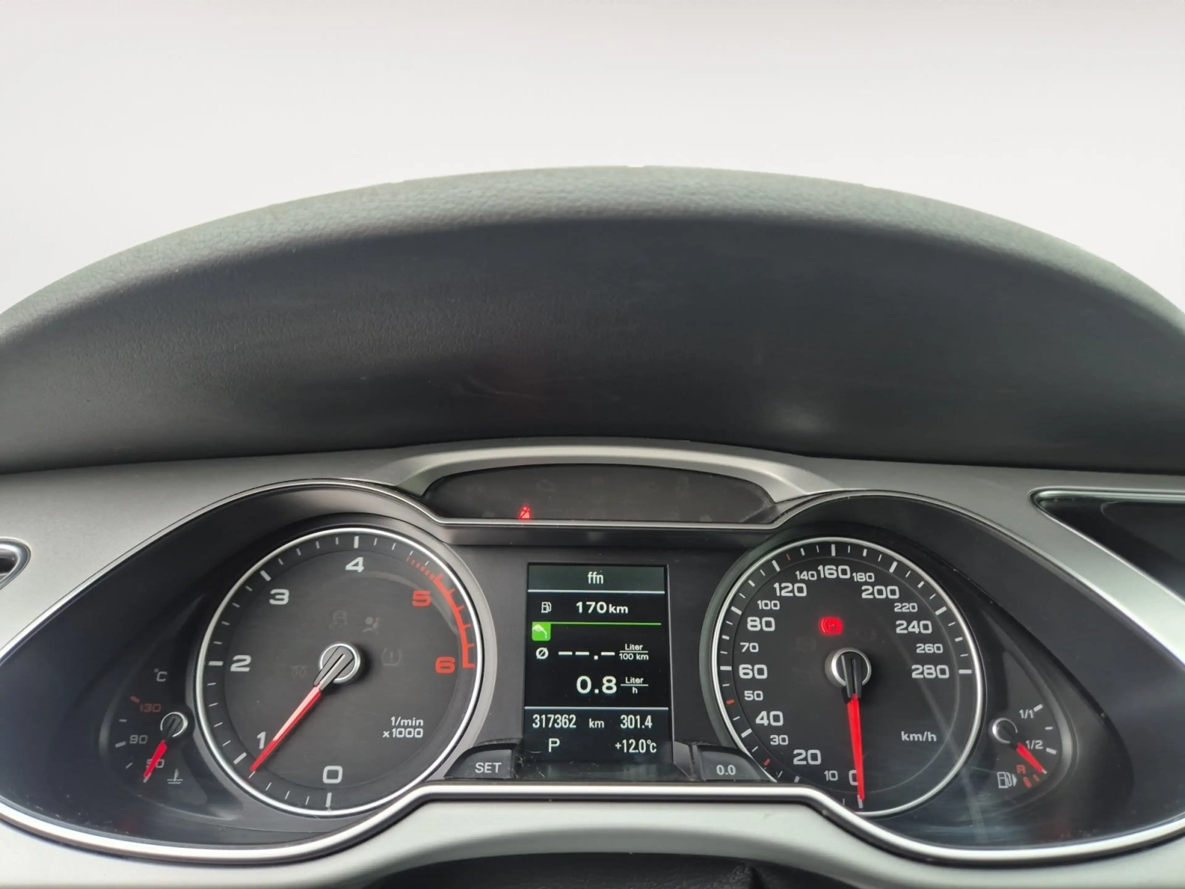 Audi A4 Avant Attraction 110kw TDI Multitronic *NAVI*Tempo — photo 13