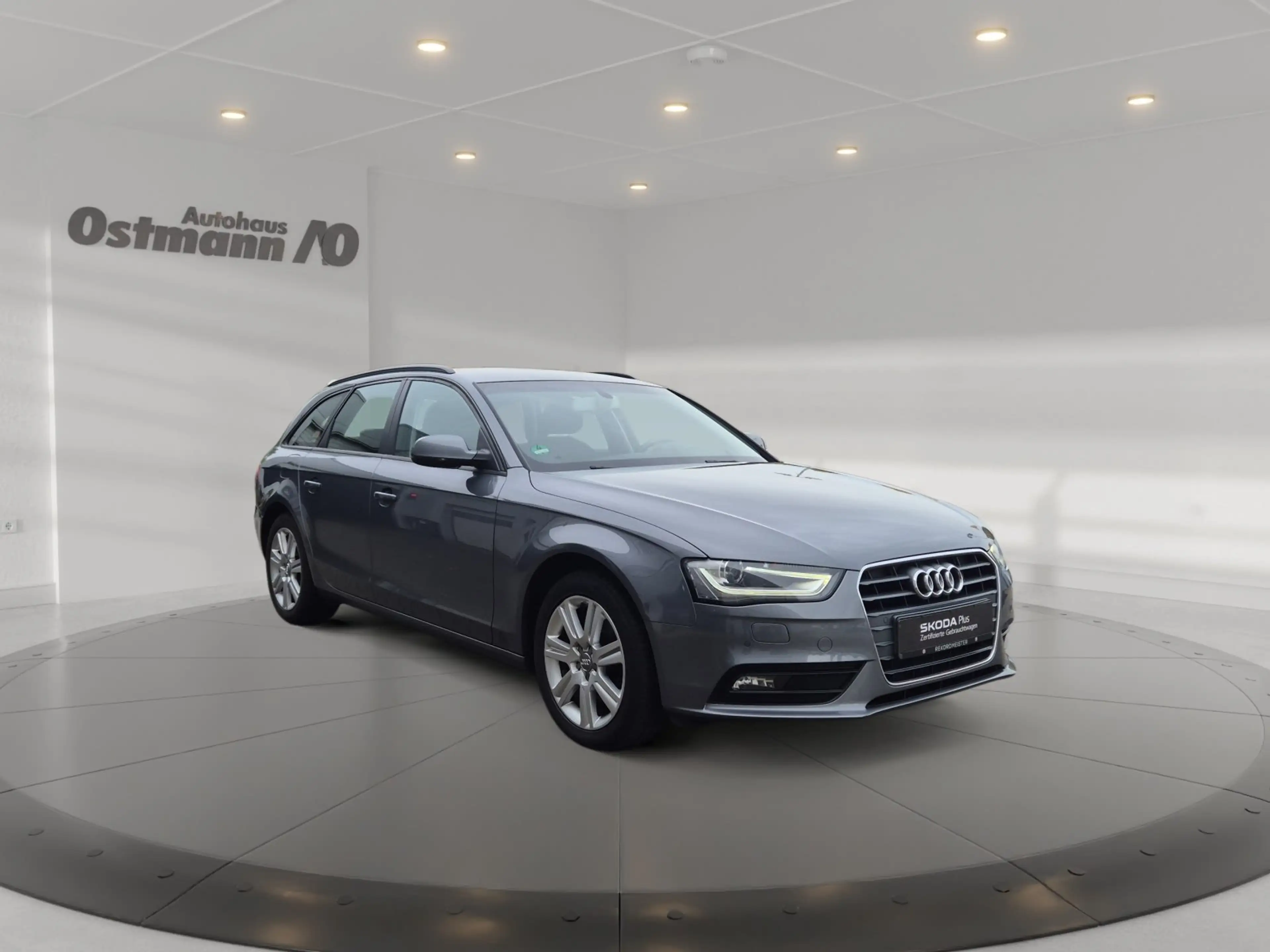 Audi A4 Avant Attraction 110kw TDI Multitronic *NAVI*Tempo — photo 6