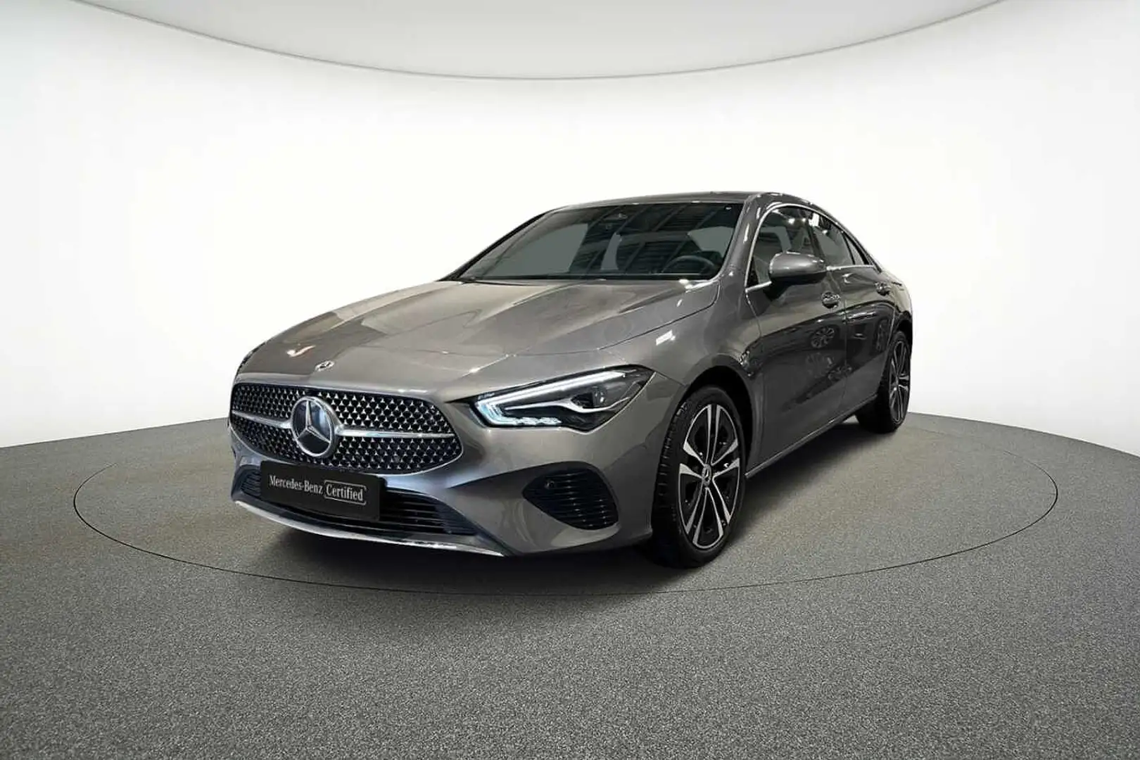Mercedes-Benz CLA 180 Coupé Grijs - 1