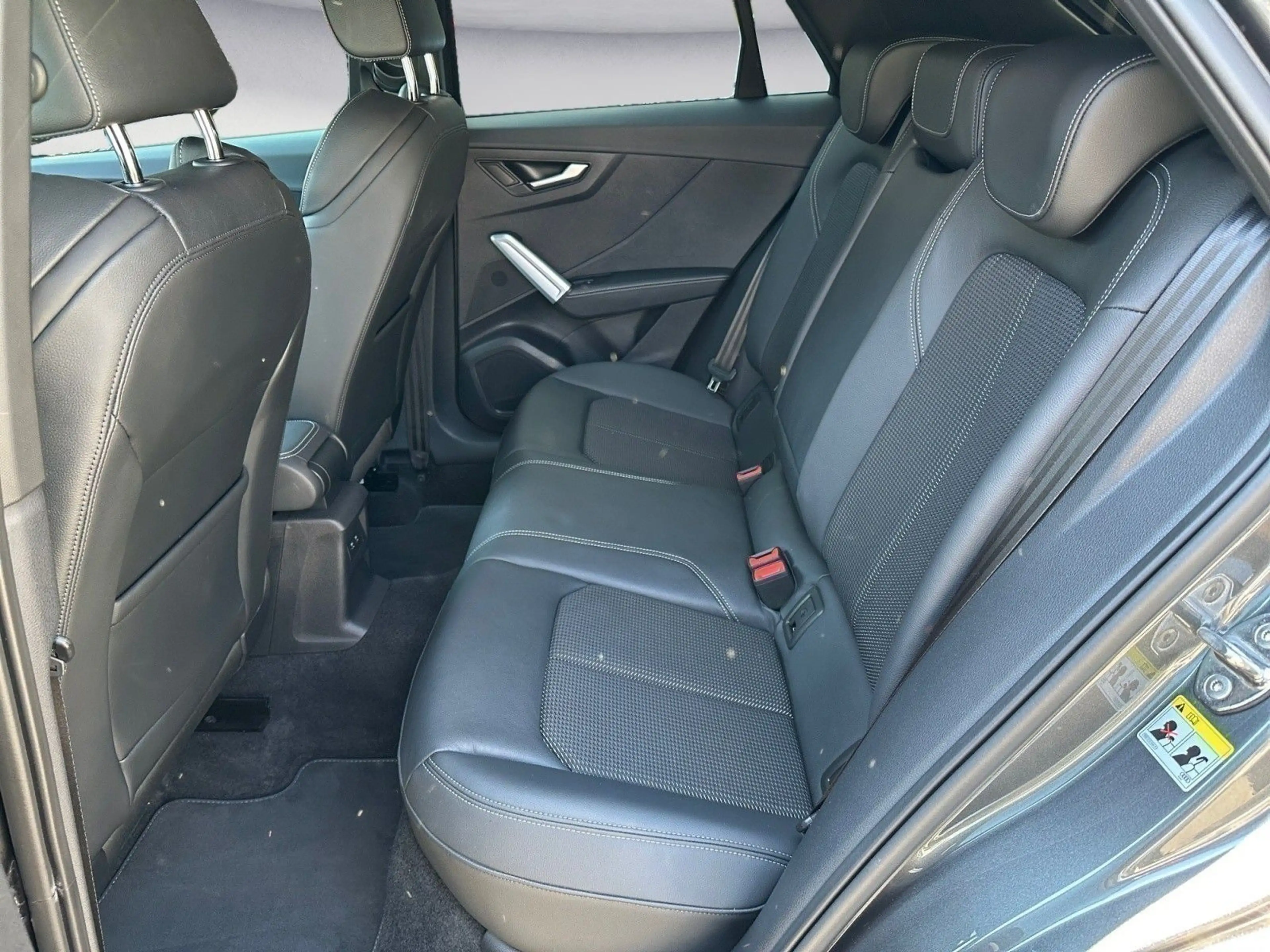 Audi SQ2 TFSI 221(300) kW(PS) S tronic — photo 9