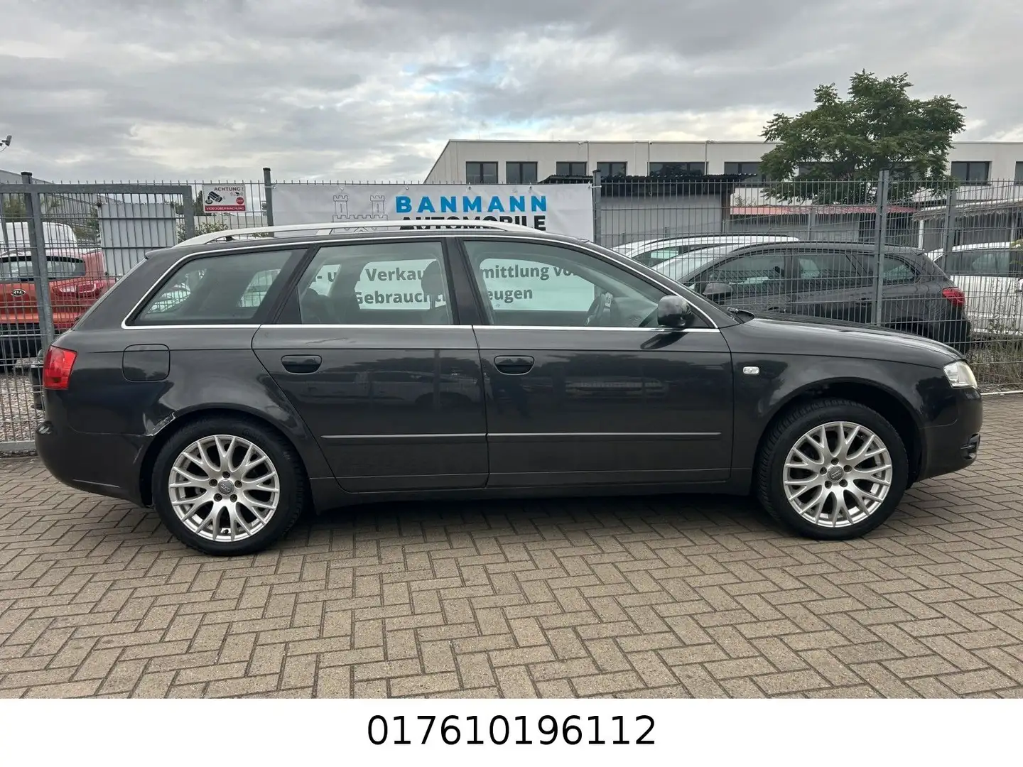 Audi A4 Avant 2.0 TDI Grey - 2