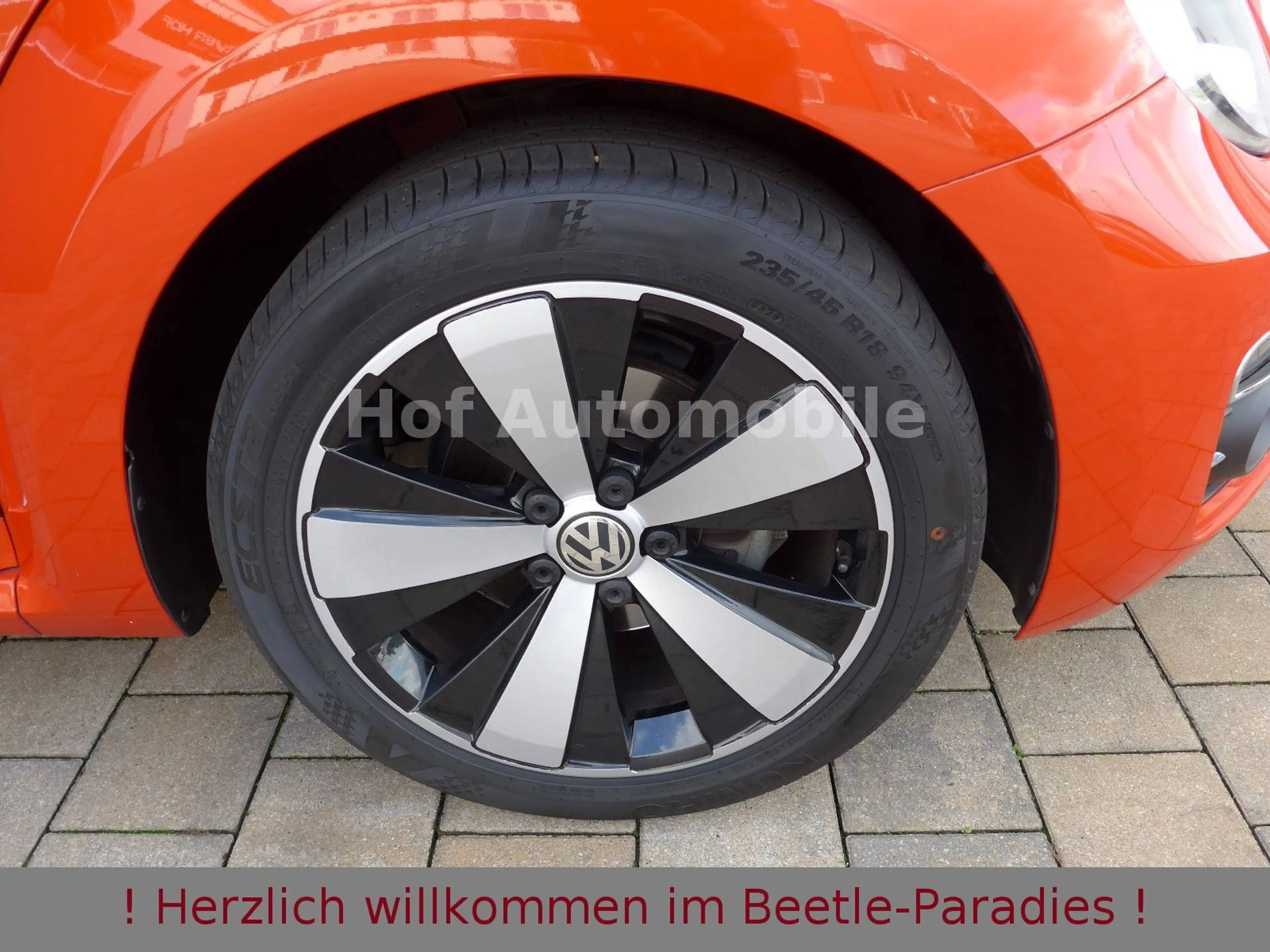 Volkswagen Beetle 1.4TSI DSG Sound-Plus Keyless Blindspot — photo 10