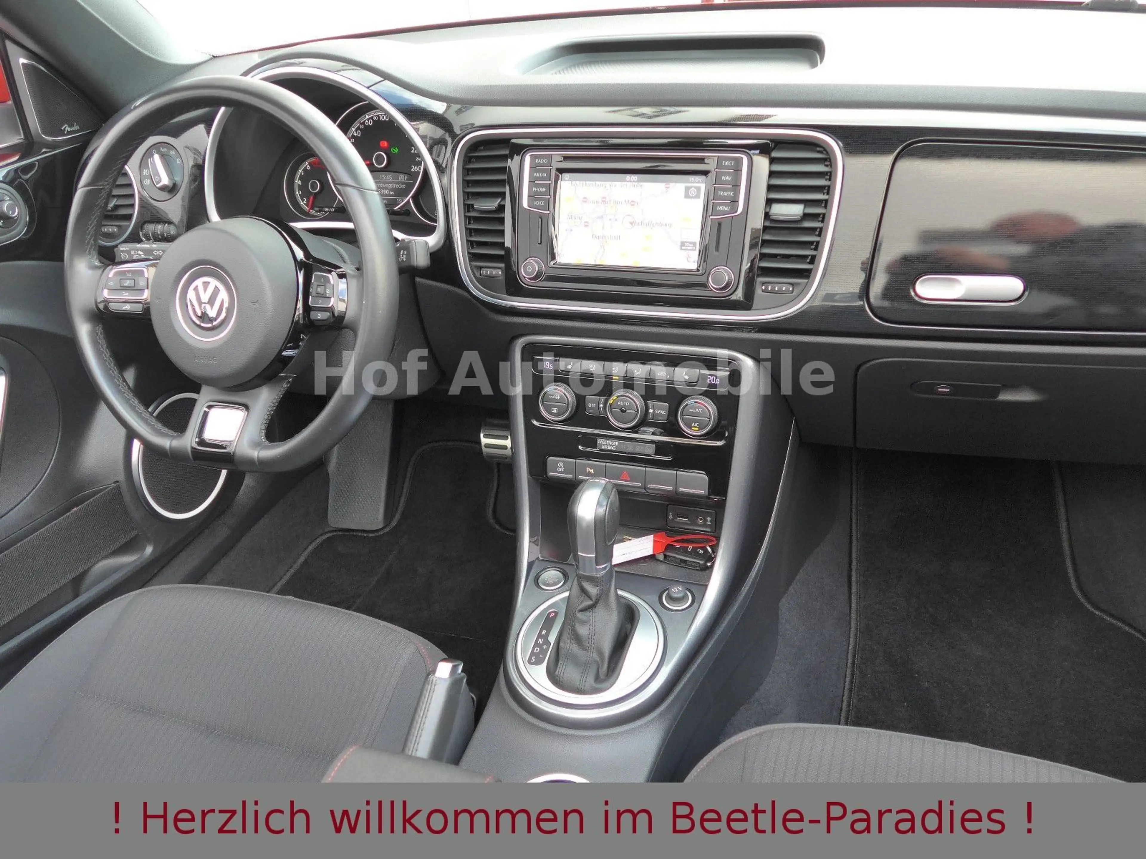 Volkswagen Beetle 1.4TSI DSG Sound-Plus Keyless Blindspot — photo 11