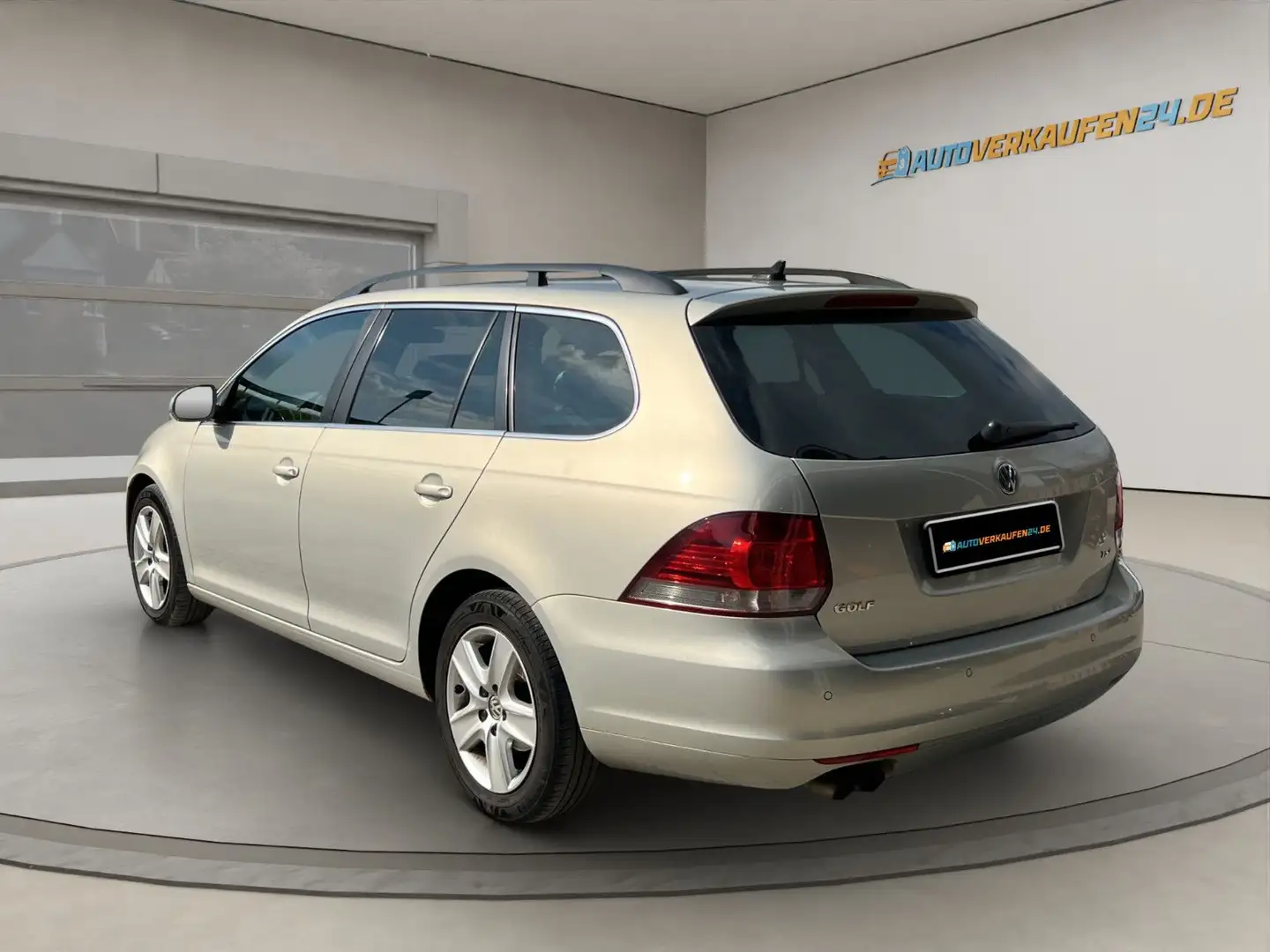 Volkswagen Golf VI Var. 1.4 TSI Comfortl. SHZ PDC NAVI 1.HD Gold - 2