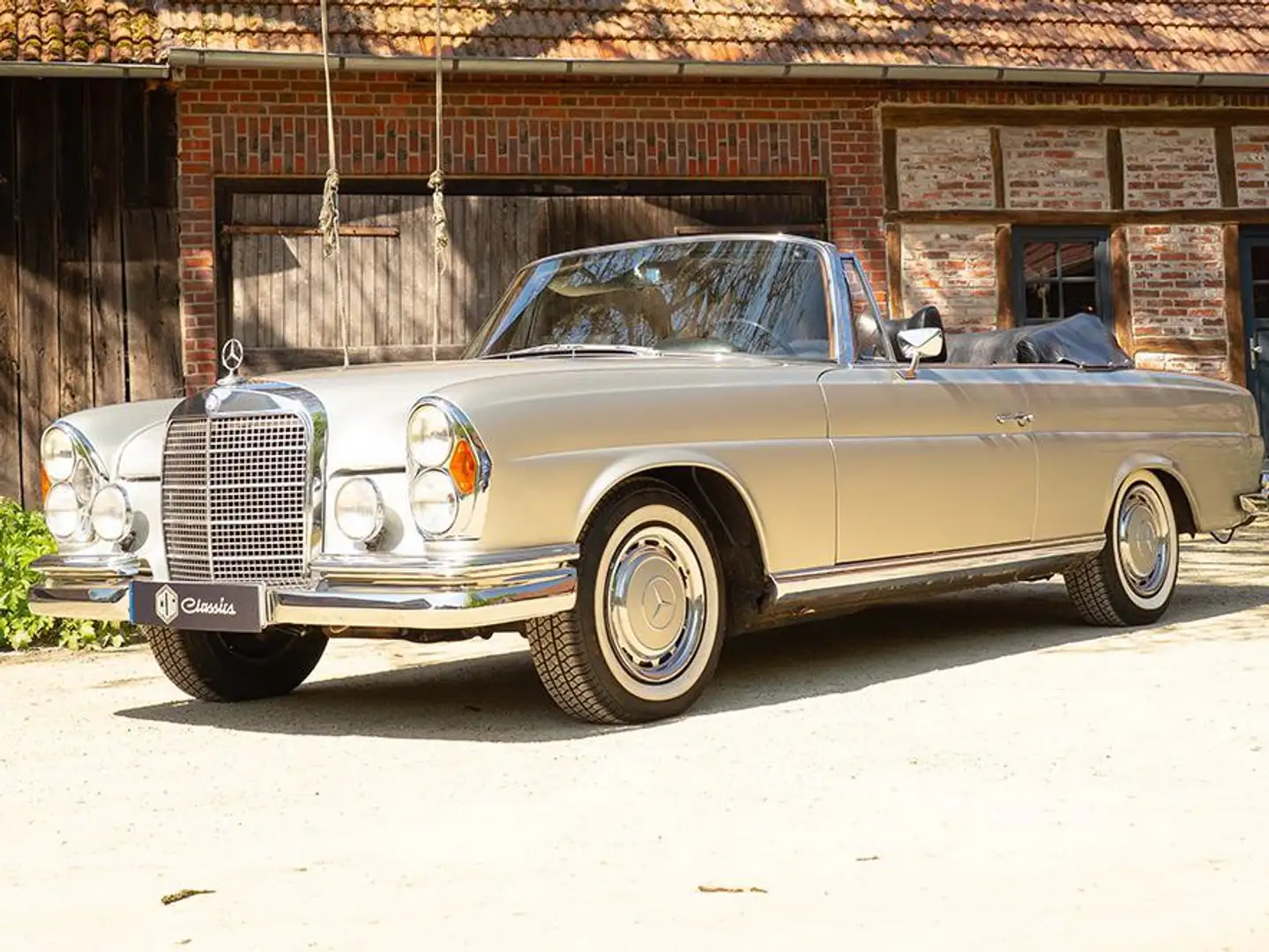 Mercedes-Benz 280 280 SE Cabrio - restaurierter Zustand! Gümüş rengi - 1