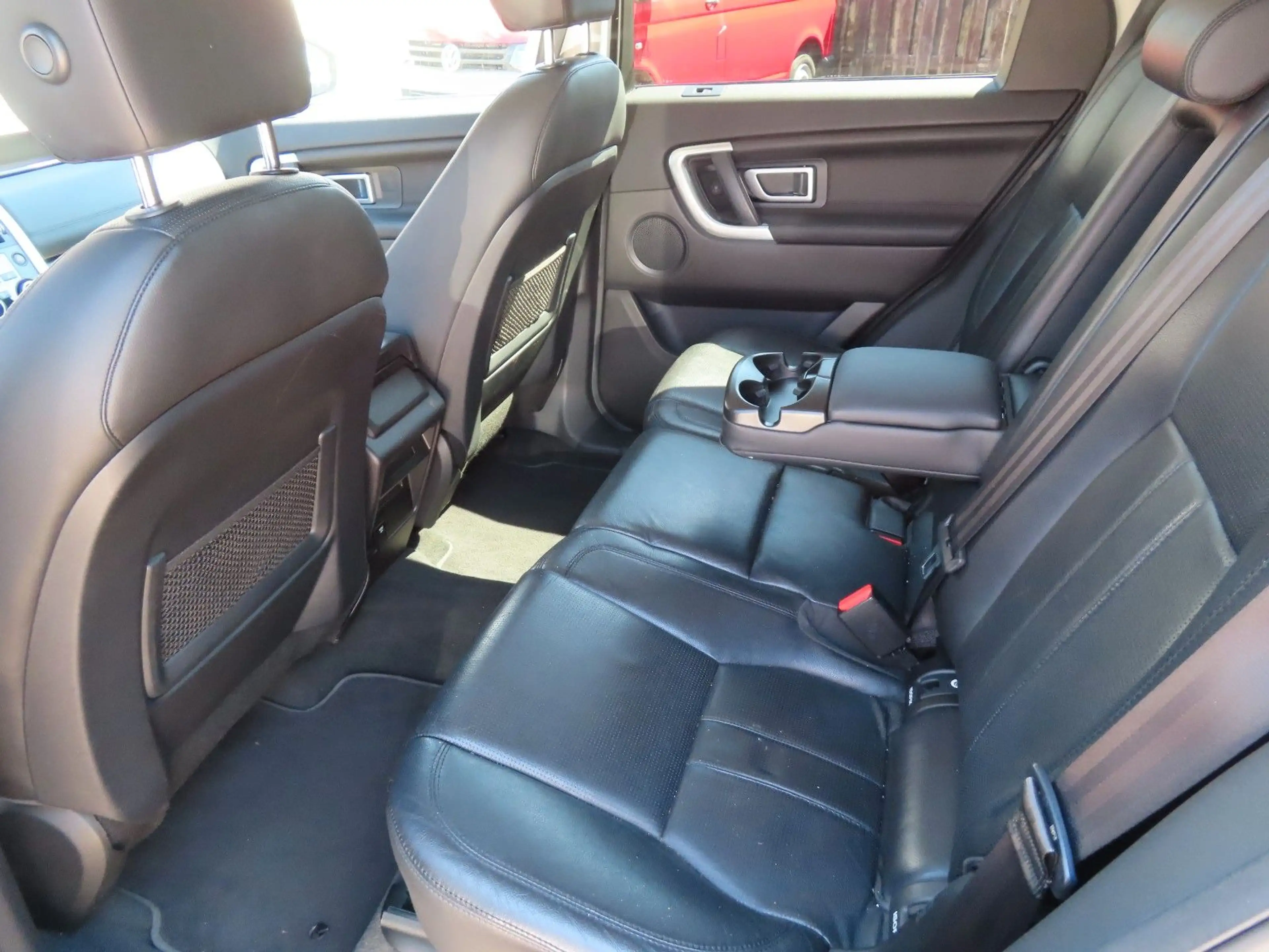 Land Rover Discovery Sport HSE — photo 10
