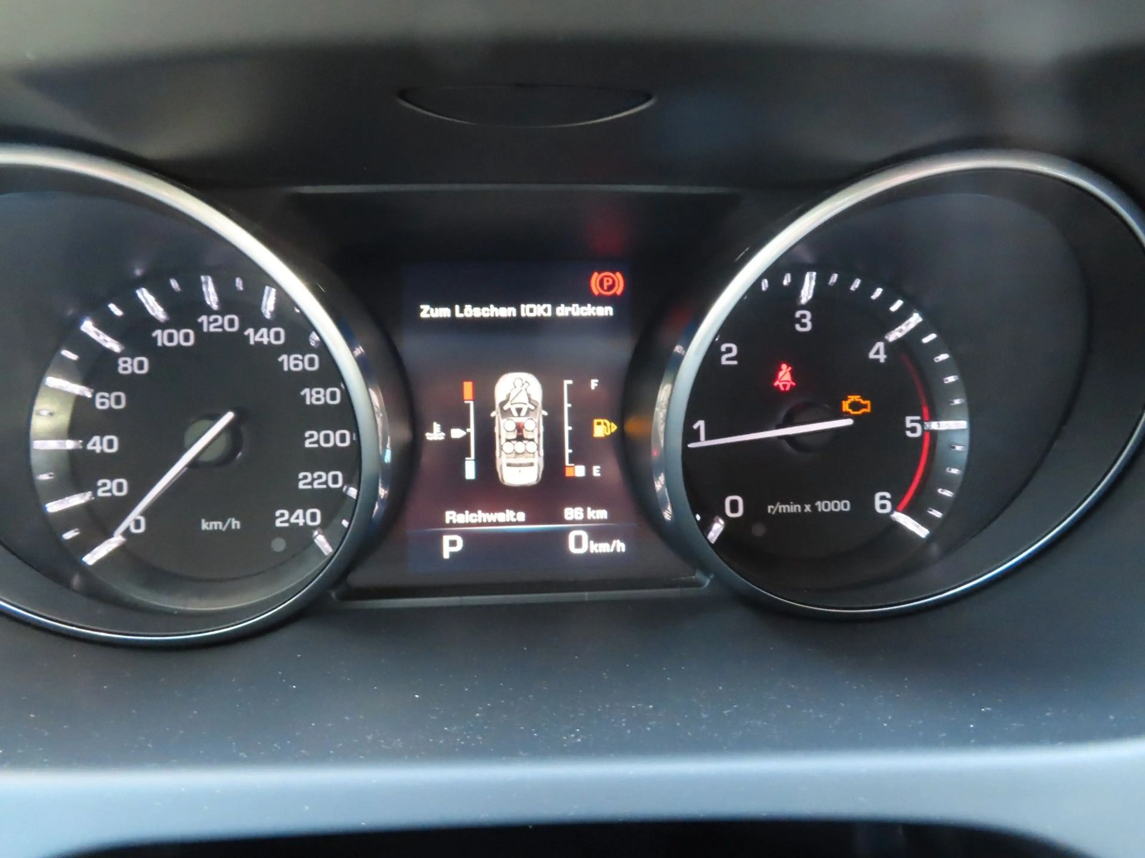 Land Rover Discovery Sport HSE — photo 12