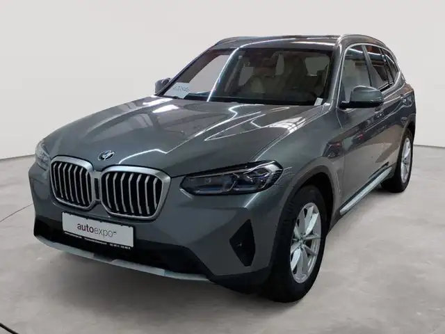 BMW X3 view 2