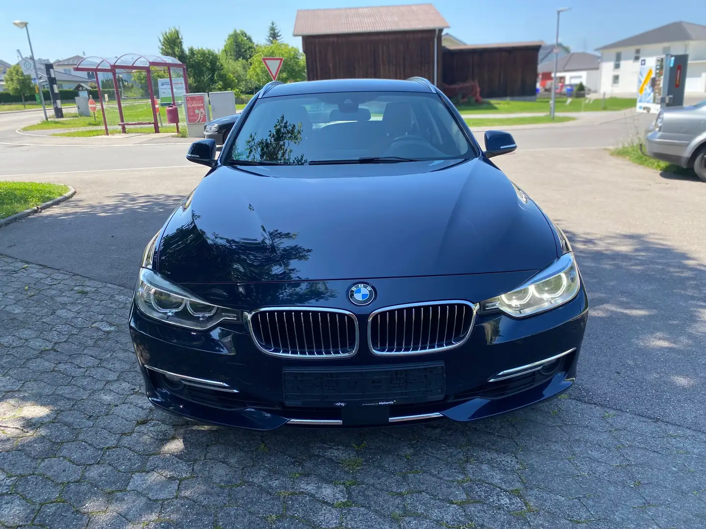 BMW 325 d Touring*Luxury-Line*Head-Up*Leder*Navi* plava - 1