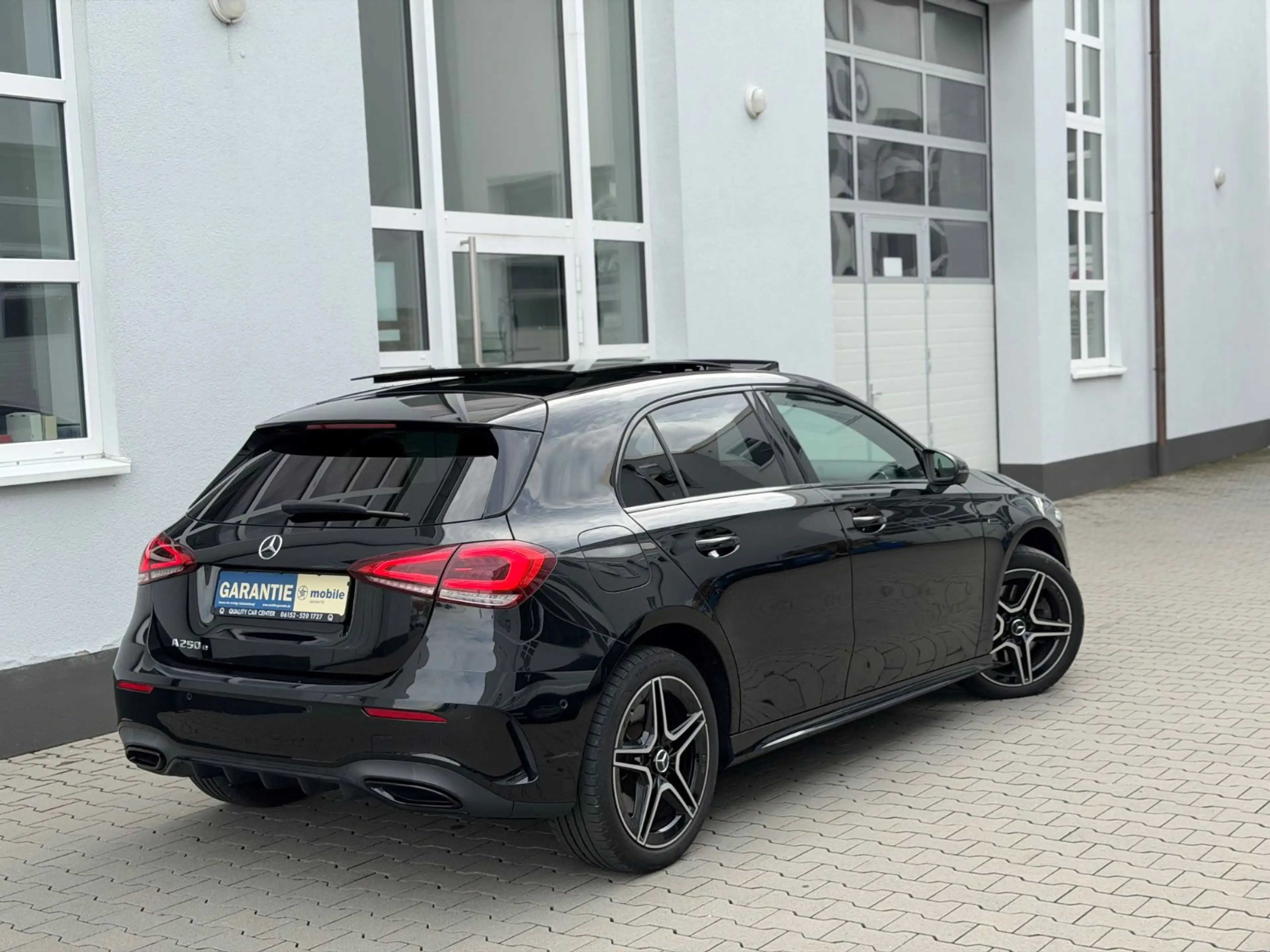 Mercedes-Benz A 250 e 8G AMG NIGHT "Edition 2020" *PANO*360°* — photo 3