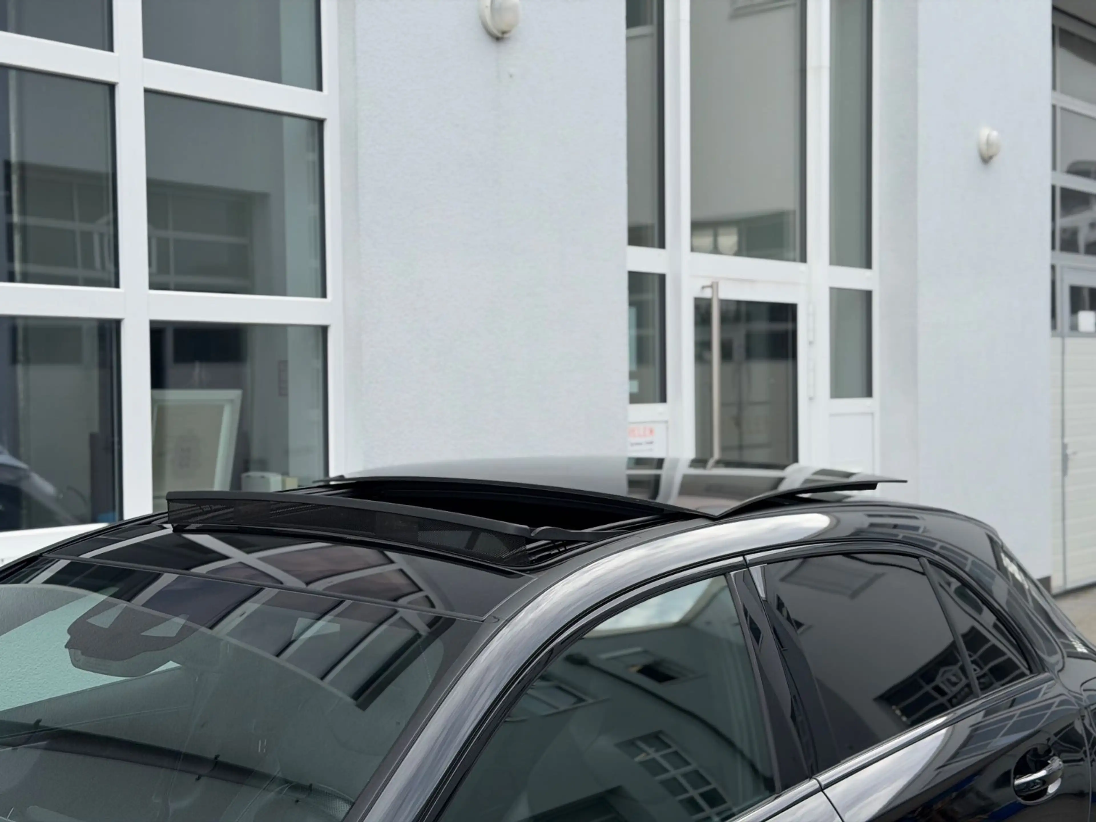 Mercedes-Benz A 250 e 8G AMG NIGHT "Edition 2020" *PANO*360°* — photo 5