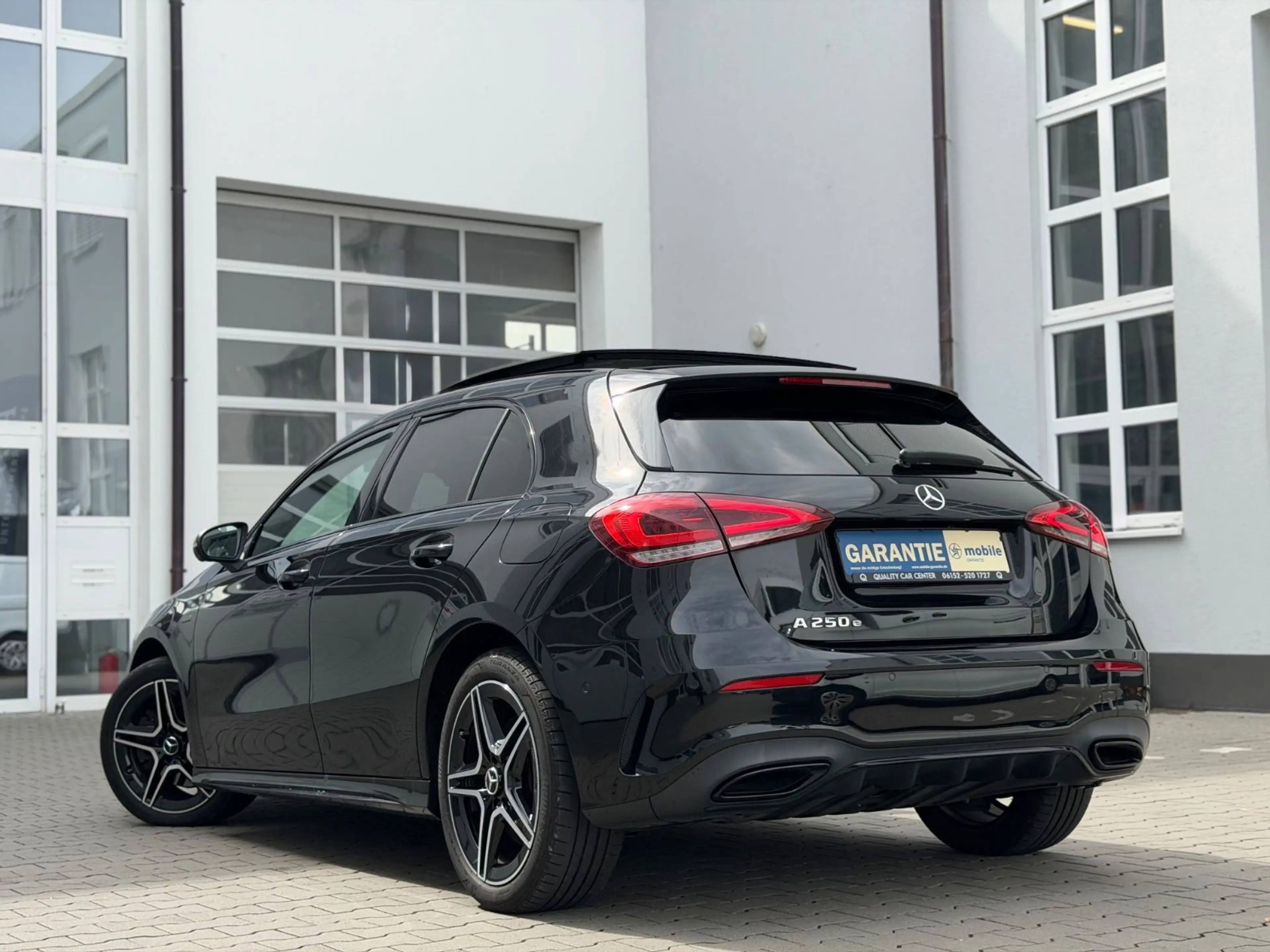 Mercedes-Benz A 250 e 8G AMG NIGHT "Edition 2020" *PANO*360°* — photo 4