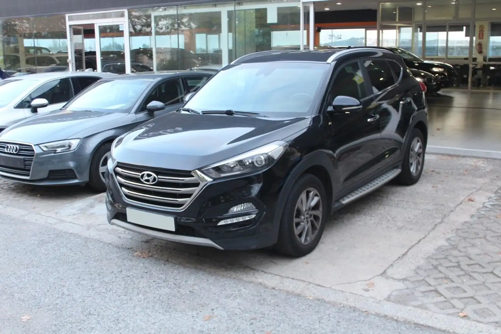 Hyundai TUCSON 1.7 CRDi 104kW (141CV) BD Style DCT 4x2 Negro - 2