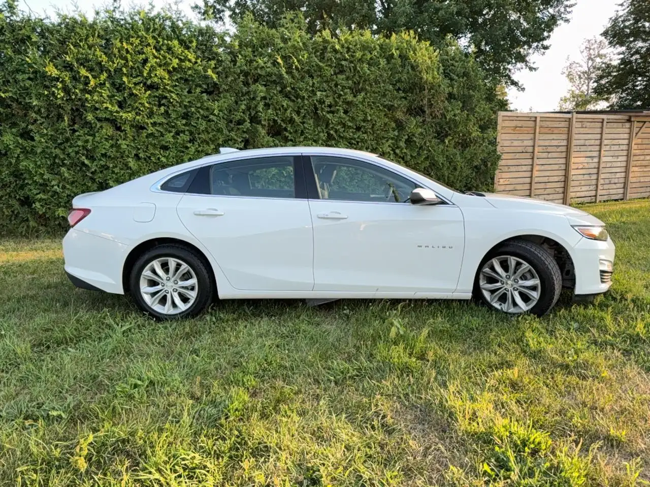 Chevrolet Malibu photo Chevrolet Malibu