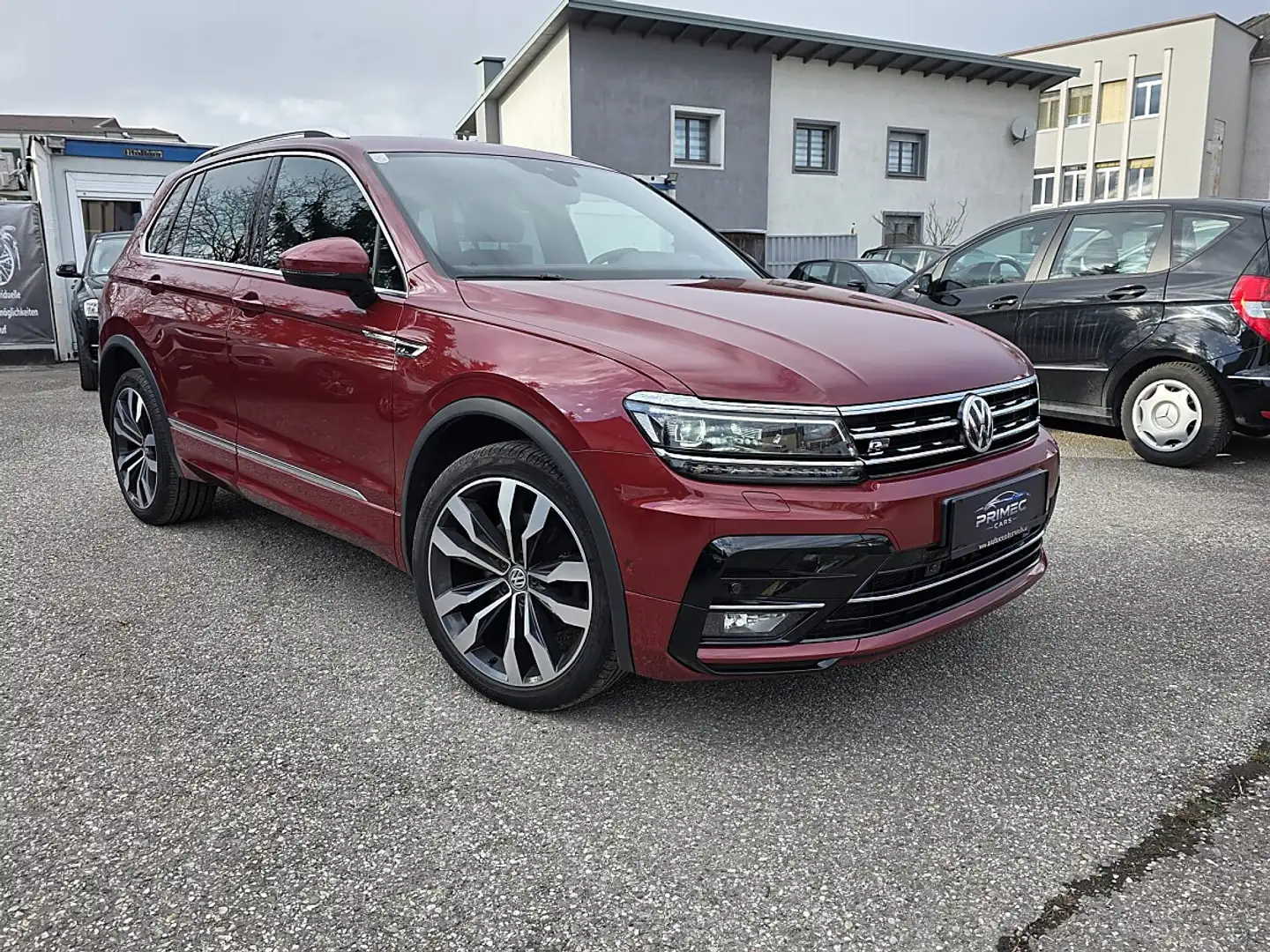 Volkswagen Tiguan 2,0 TDI SCR 4Motion Highline DSG Rot - 1