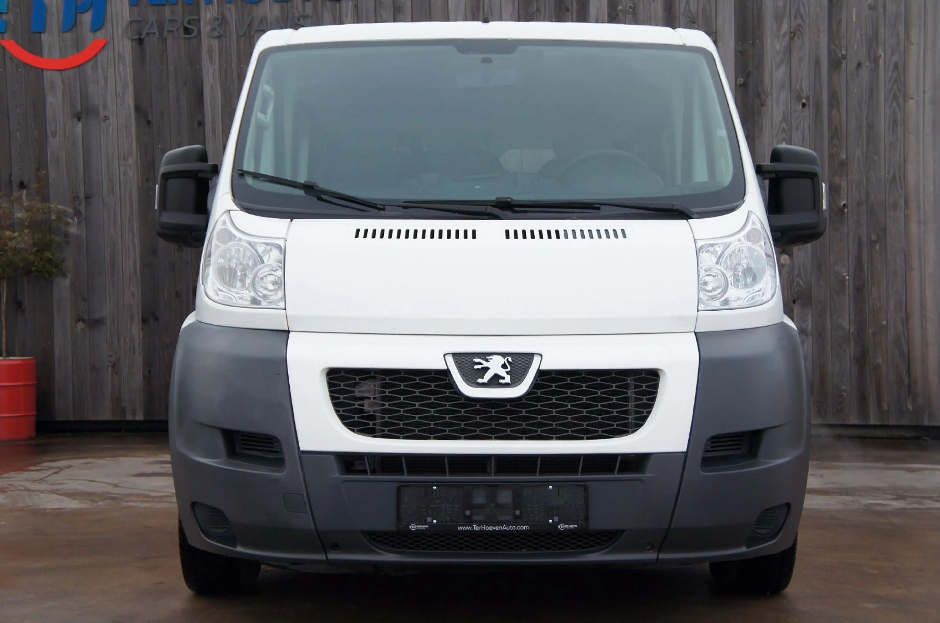 Peugeot Boxer 2.2 HDi 9-Sitzer Klima AHK L1H1 Euro5 — photo 6
