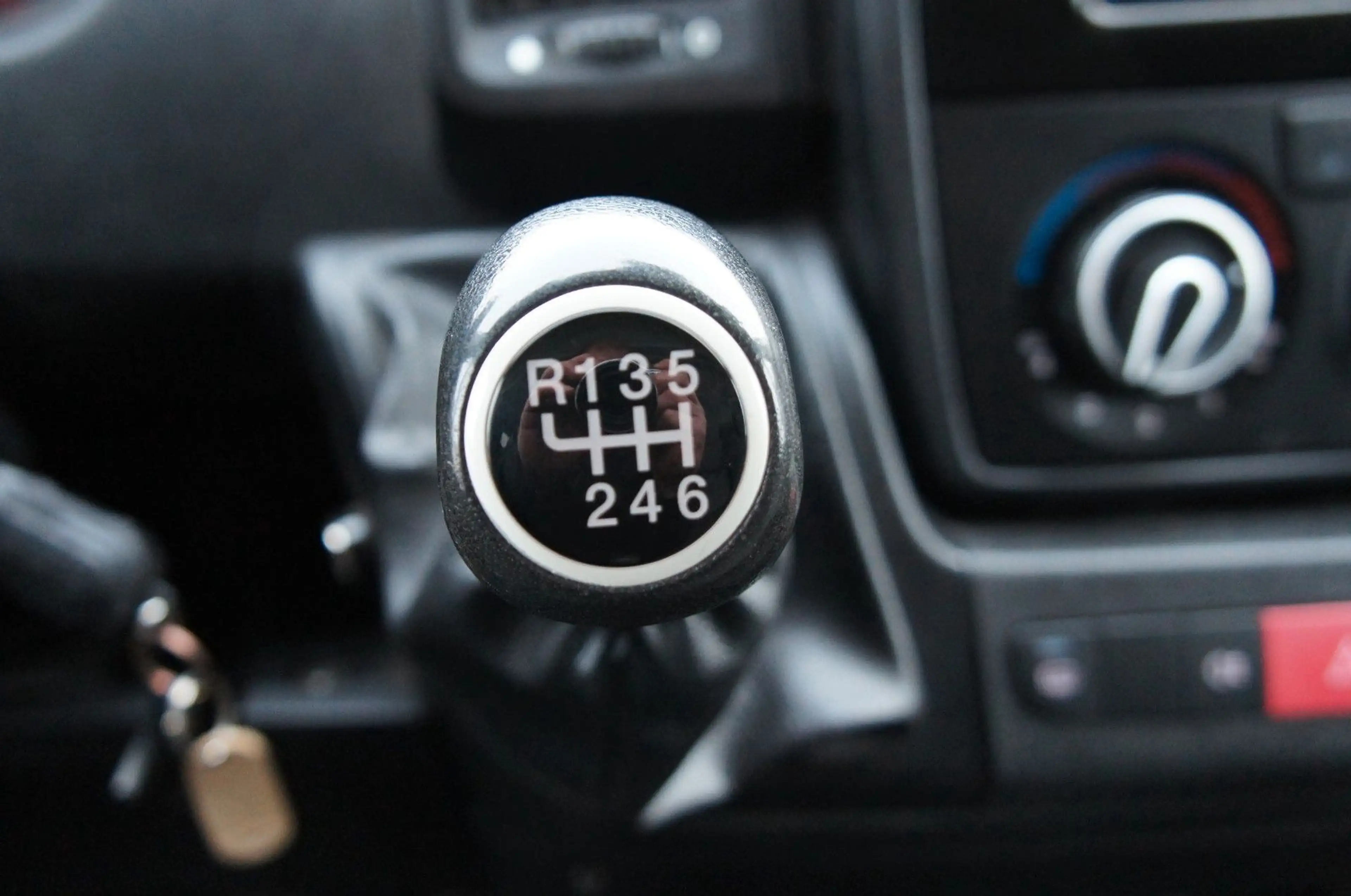 Peugeot Boxer 2.2 HDi 9-Sitzer Klima AHK L1H1 Euro5 — photo 13