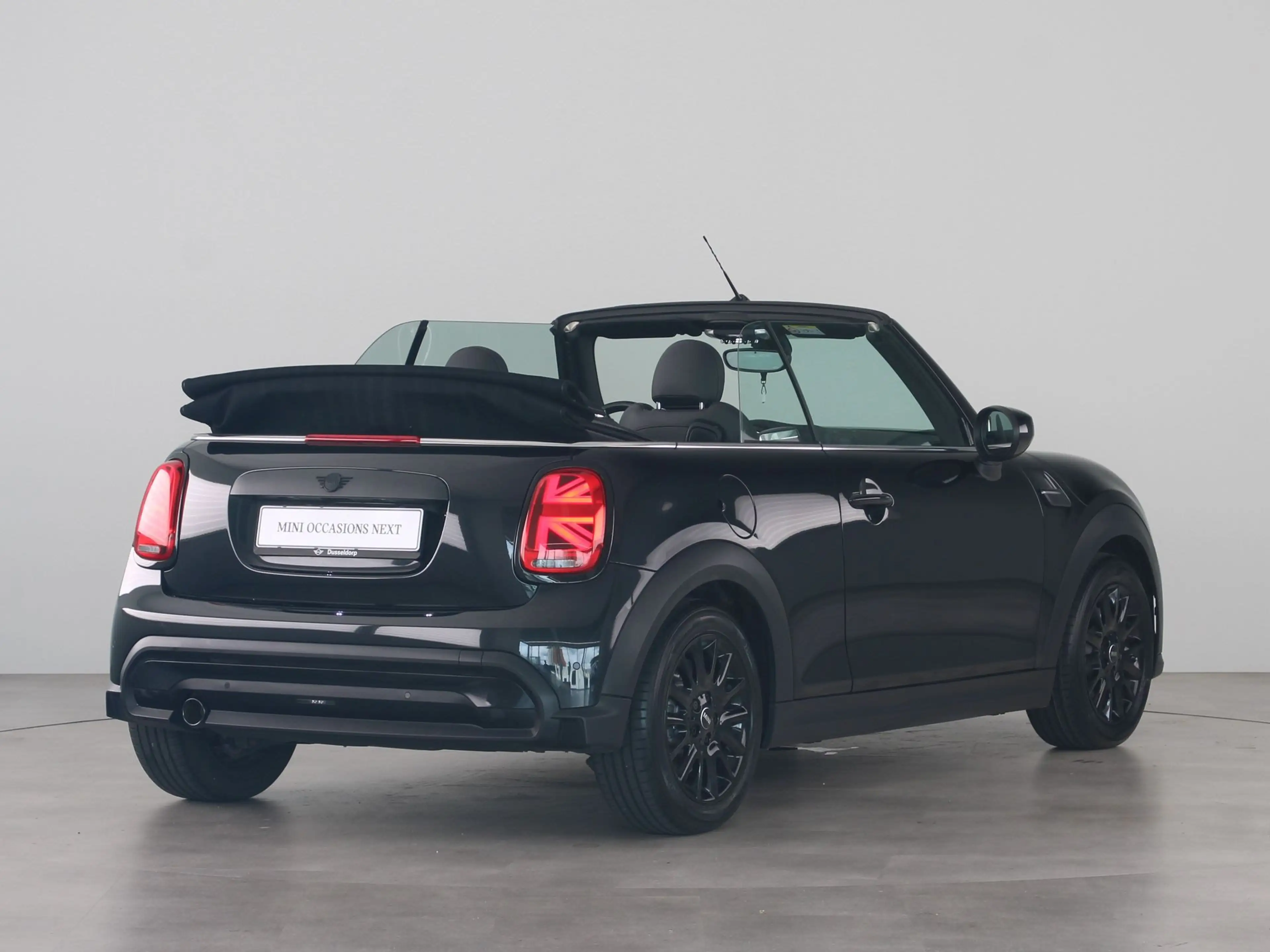 MINI One Cabrio Classic — photo 15