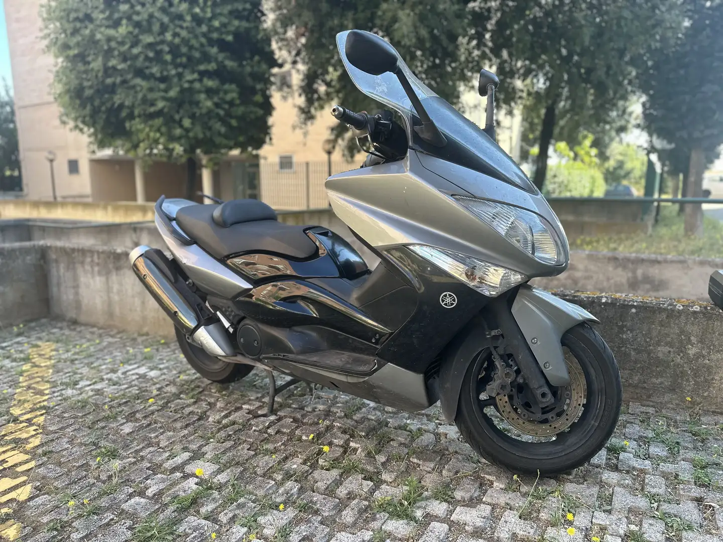 Yamaha TMAX 500 - 1