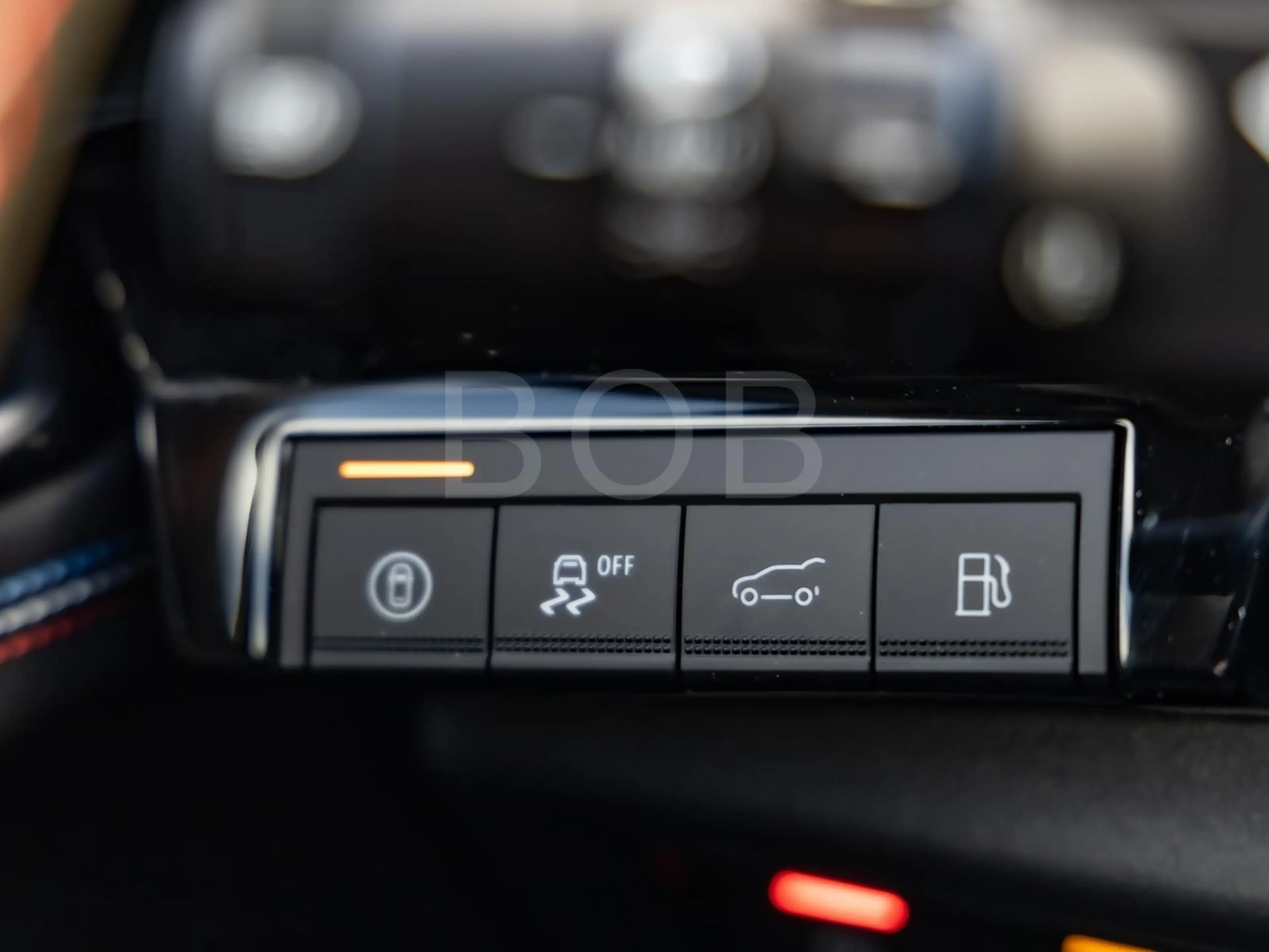 Renault Rafale Atelier Alpine Plug-in Hybrid 300 4x4 — photo 15