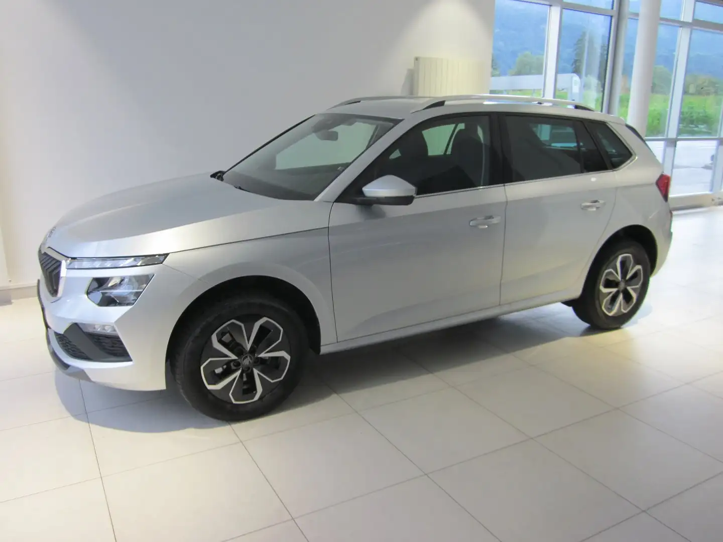 Skoda Kamiq Selection TSI Silber - 2