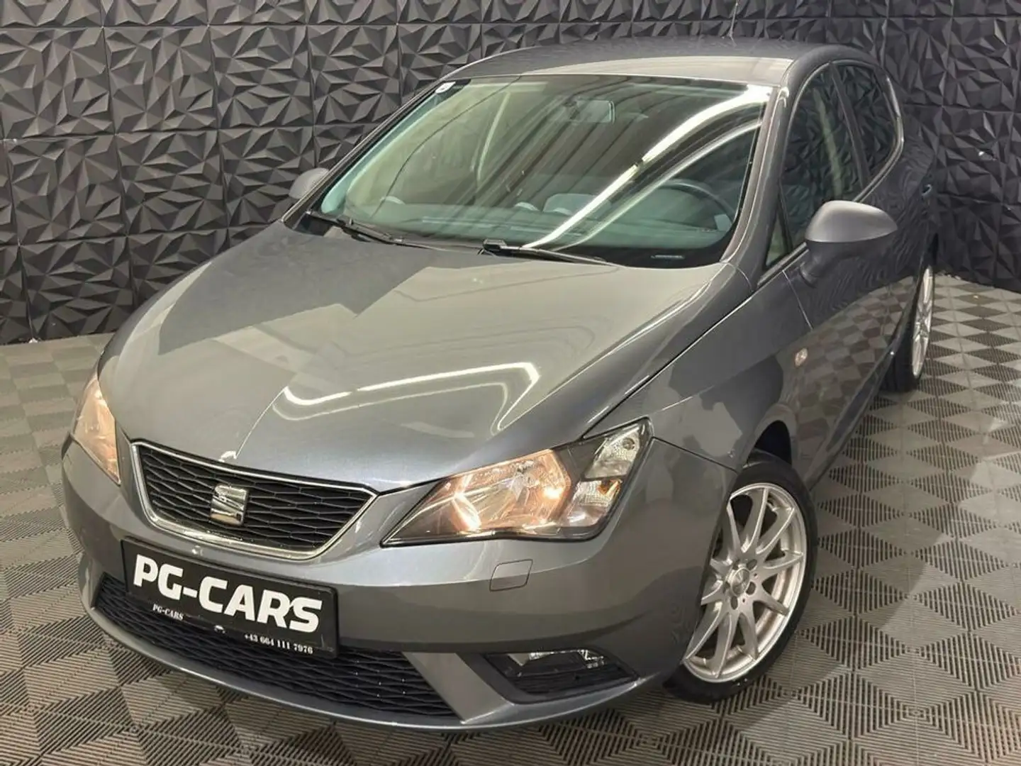 SEAT Ibiza 1.0 MPI Aktionsmodell Grigio - 1