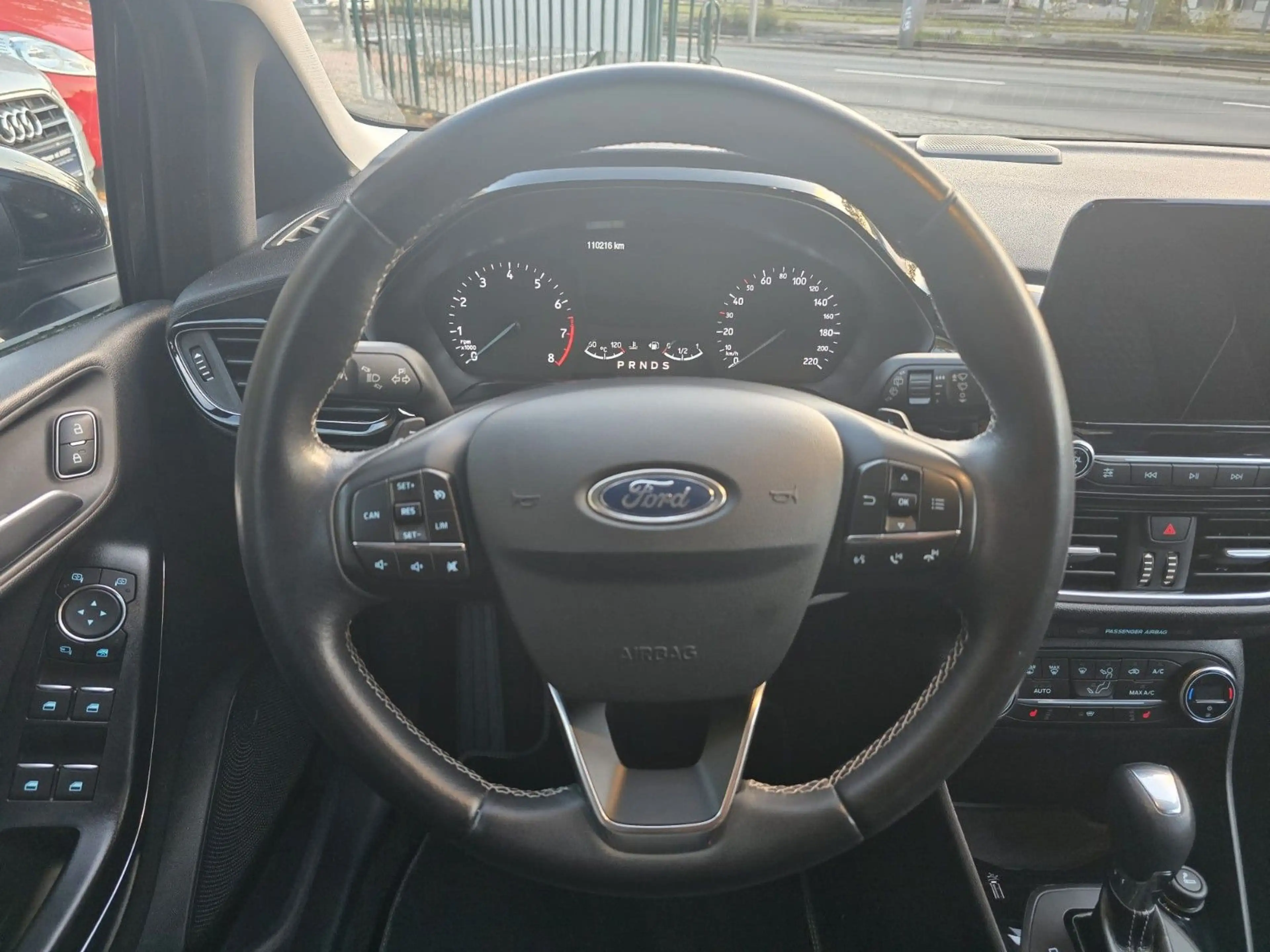 Ford Fiesta TitaniumAutomatik;TÜVNEU2.JahreGarantie — photo 14