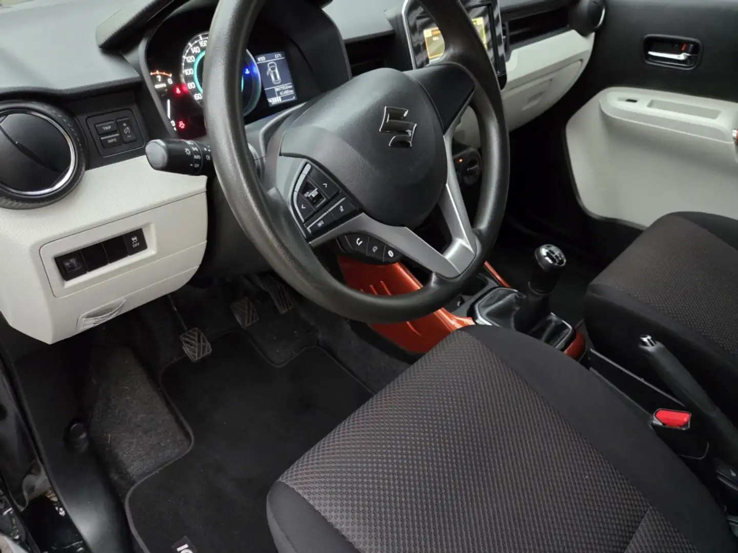 Suzuki Ignis 1.2 Select Trekhaak Schwarz - 2