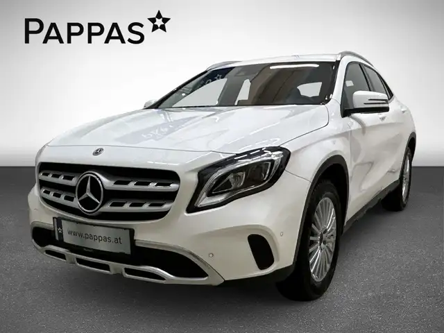 Mercedes-Benz GLA 200 d 4MATIC Cam PTS Navi LED SHZ EASY-PACK