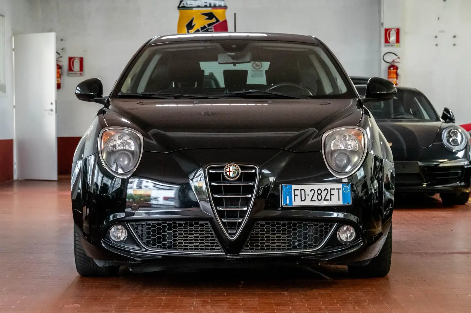 Alfa Romeo MiTo 1.4 tb Distinctive Gpl 120cv “UNICO PROPRIETARIO Чорний - 2