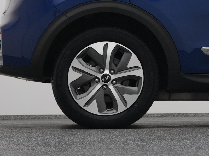 Kia e-Niro ComfortLine 39 kWh | CAMERA | ADAPTIVE | KEYLESS — photo 42