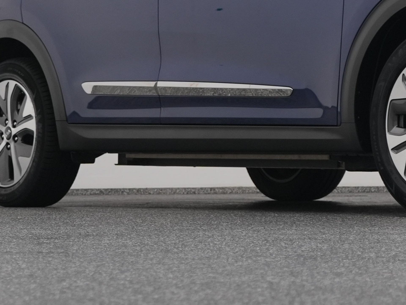 Kia e-Niro ComfortLine 39 kWh | CAMERA | ADAPTIVE | KEYLESS — photo 39