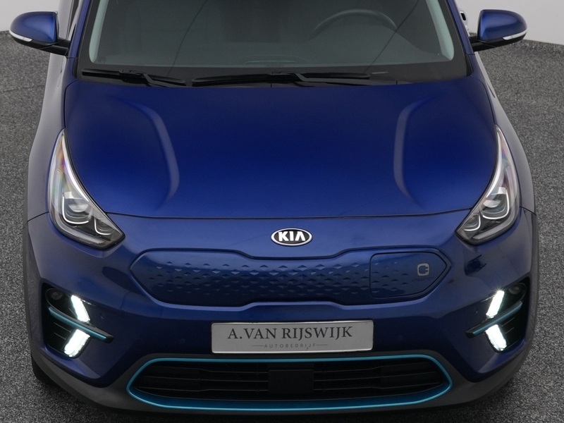 Kia e-Niro ComfortLine 39 kWh | CAMERA | ADAPTIVE | KEYLESS — photo 31