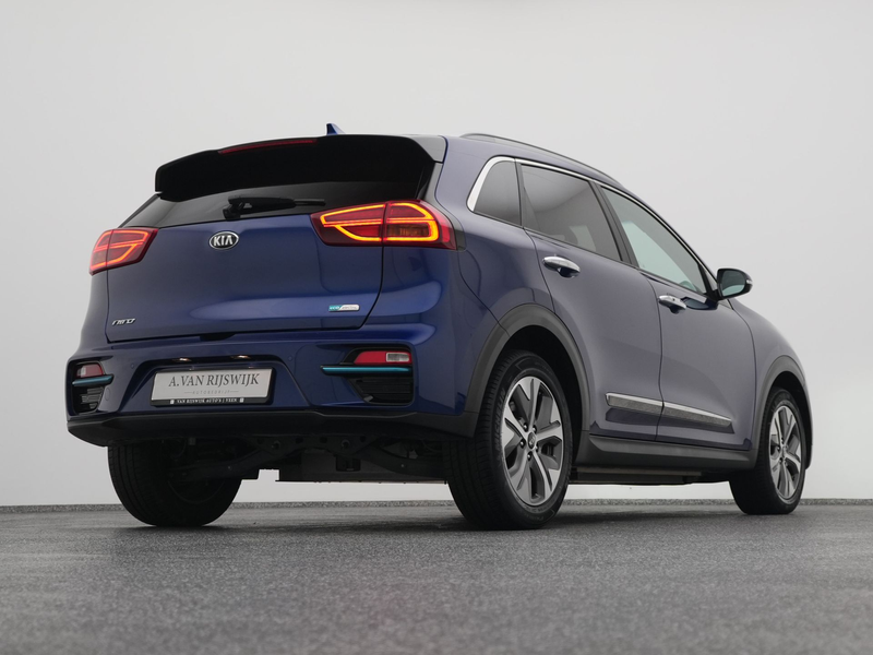 Kia e-Niro ComfortLine 39 kWh | CAMERA | ADAPTIVE | KEYLESS — photo 17