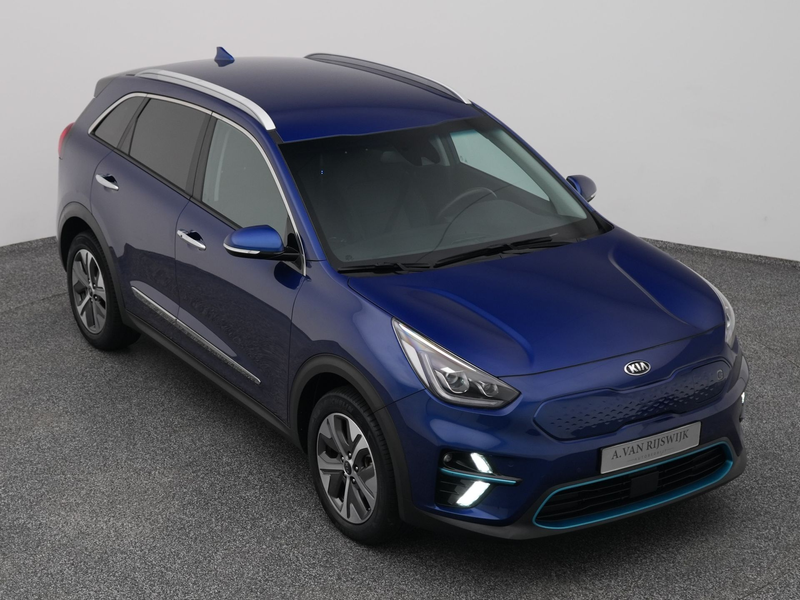 Kia e-Niro ComfortLine 39 kWh | CAMERA | ADAPTIVE | KEYLESS — photo 25